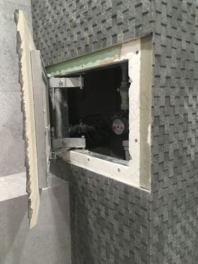 Люк под плитку Нажимной Секрет-Лайт 2 створки 800*700 Люк под плитку Нажимной Секрет-Лайт 2 створки 800*700