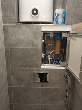 Люк под плитку Секрет 3.0, 2 створки 1250*450 Люк под плитку Секрет 3.0, 2 створки 1250*450