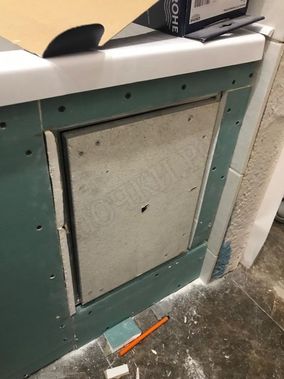 Люк под плитку Нажимной Секрет-Лайт 2 створки 800*700 Люк под плитку Нажимной Секрет-Лайт 2 створки 800*700