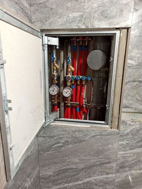 Люк под плитку Секрет 3.0 200*550 Люк под плитку Секрет 3.0 200*550