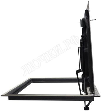 Напольный люк Дворник Уголок, нержавеющий рифленый лист 1700*700 Напольный люк Дворник Уголок, нержавеющий рифленый лист 1700*700